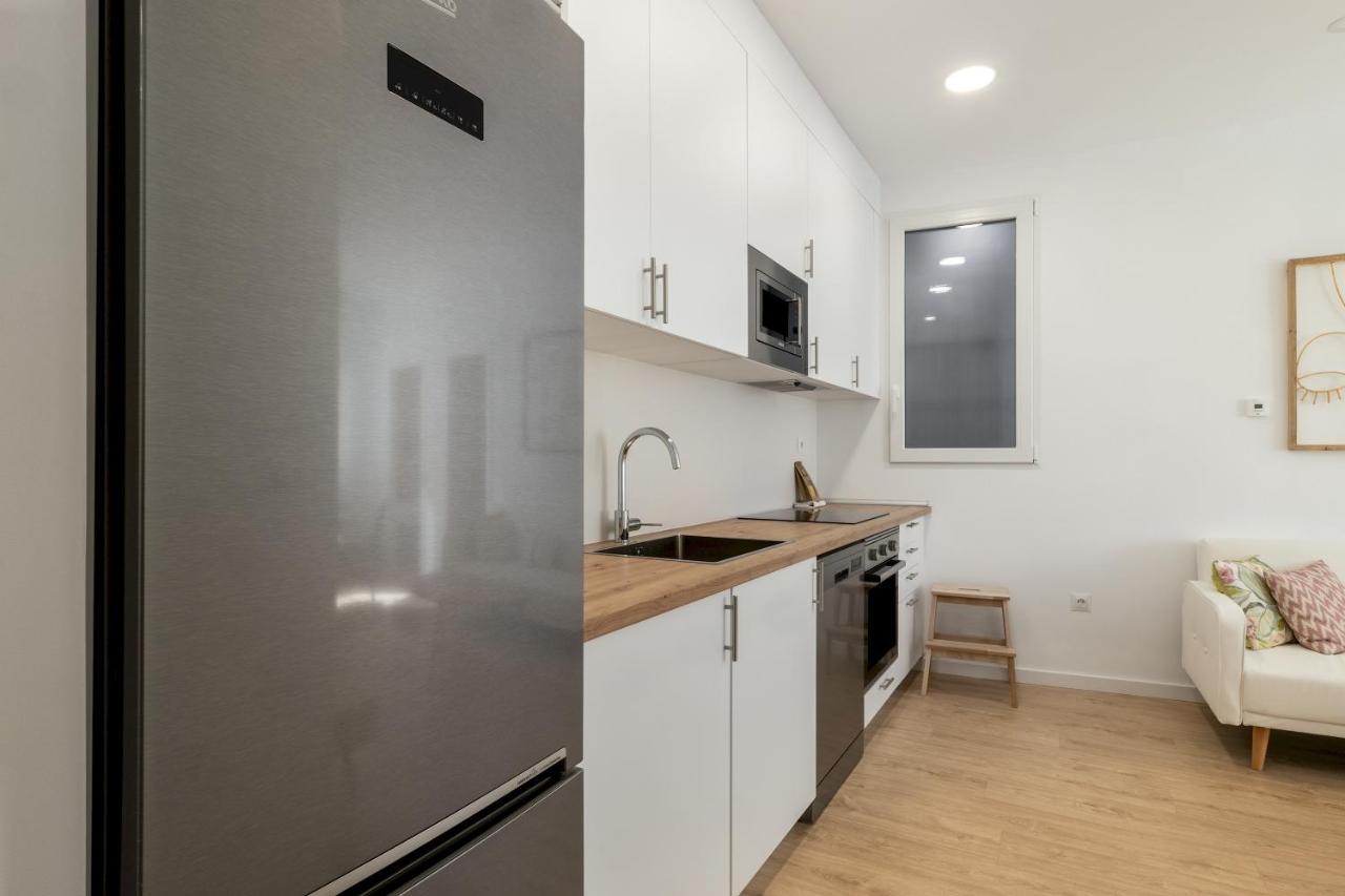 2 Bedrooms 2 Bathrooms Furnished - Retiro - Refurbished - Mintystay マドリード エクステリア 写真