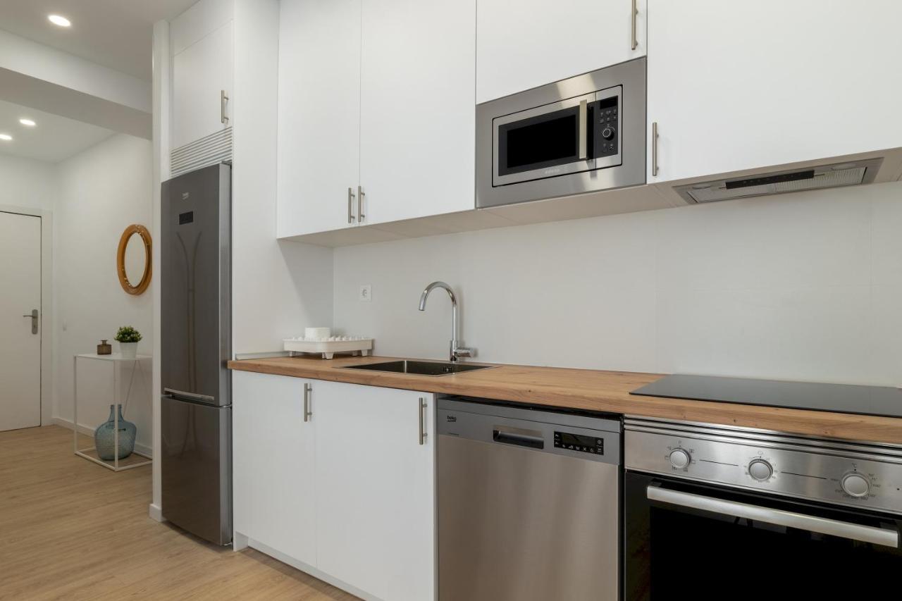2 Bedrooms 2 Bathrooms Furnished - Retiro - Refurbished - Mintystay マドリード エクステリア 写真