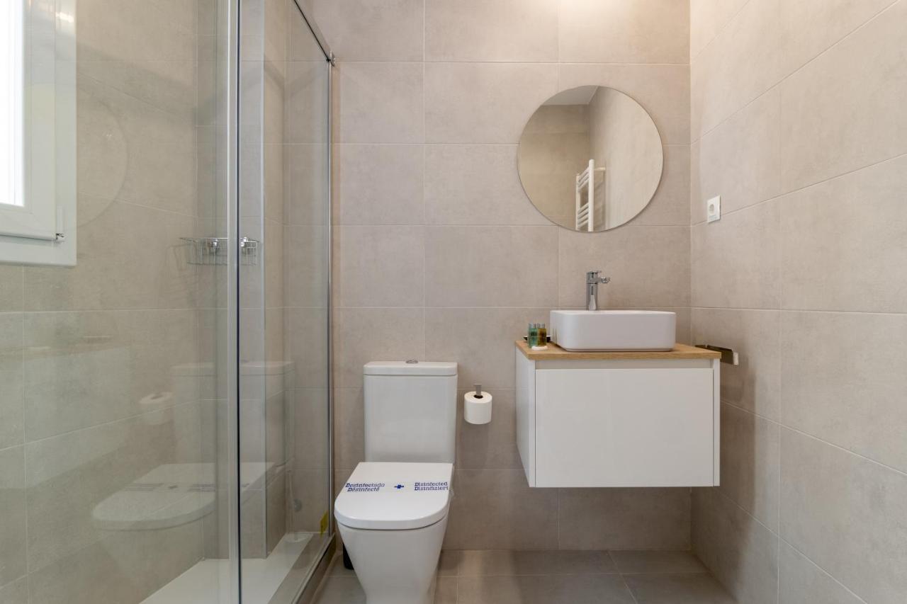 2 Bedrooms 2 Bathrooms Furnished - Retiro - Refurbished - Mintystay マドリード エクステリア 写真