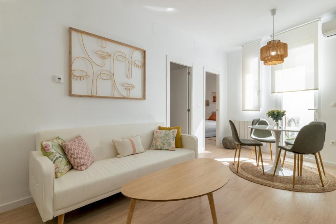 2 Bedrooms 2 Bathrooms Furnished - Retiro - Refurbished - Mintystay マドリード エクステリア 写真