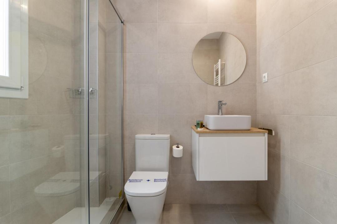 2 Bedrooms 2 Bathrooms Furnished - Retiro - Refurbished - Mintystay マドリード エクステリア 写真